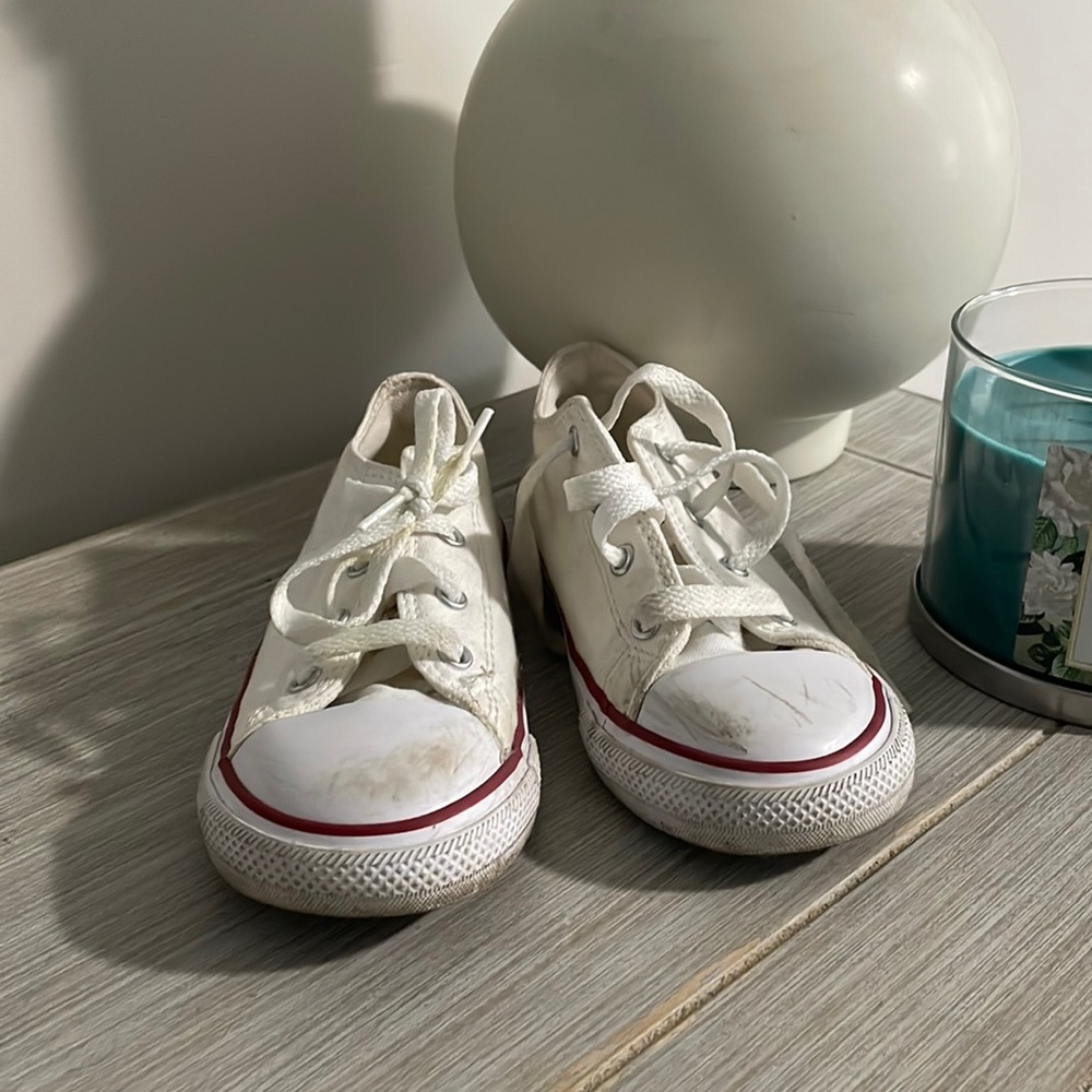 Used converse toddlers boy/girl